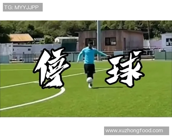足球明星街头炫技视频引发热议球迷疯狂点赞与讨论