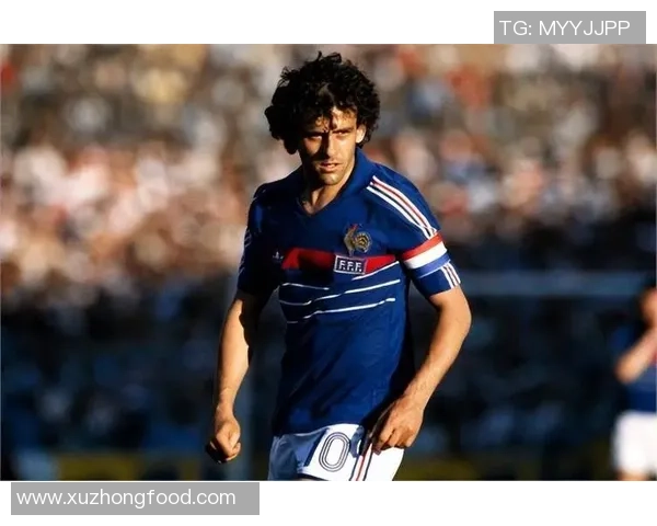 足球明星背后的故事揭秘谁是拥有强大背景的球员