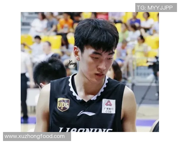 深圳网球队灵活性引发热议球员表现与战术调整的深层次探讨 深圳网球队灵活性引发热议球员表现与战术调整的深层次探讨